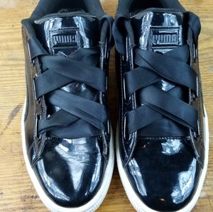 Puma black patent leather sneakers size 8.5 women